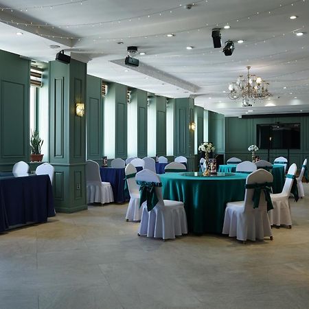 Ub Grand Hotel Ulaanbaatar Ngoại thất bức ảnh