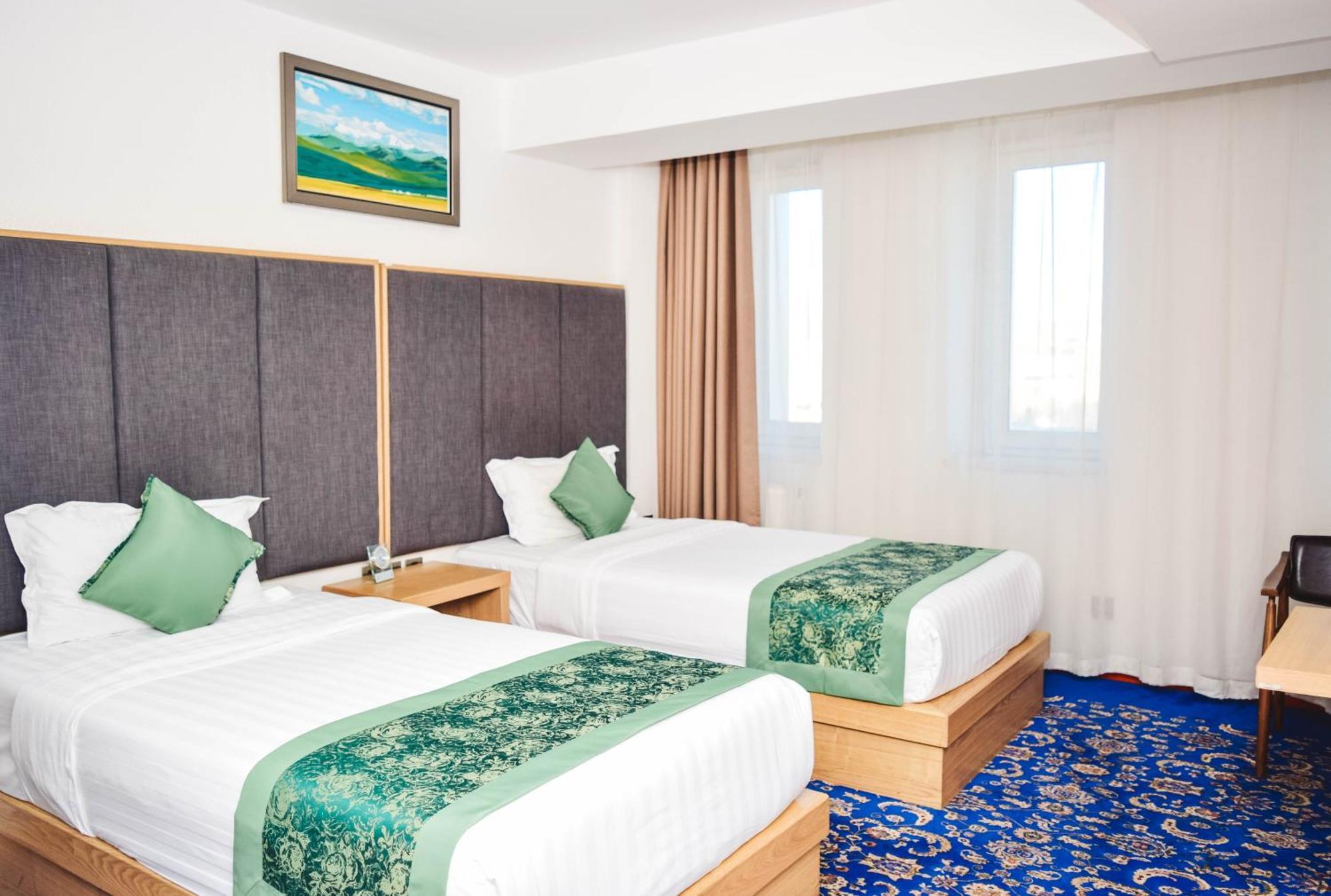 Ub Grand Hotel Ulaanbaatar Ngoại thất bức ảnh
