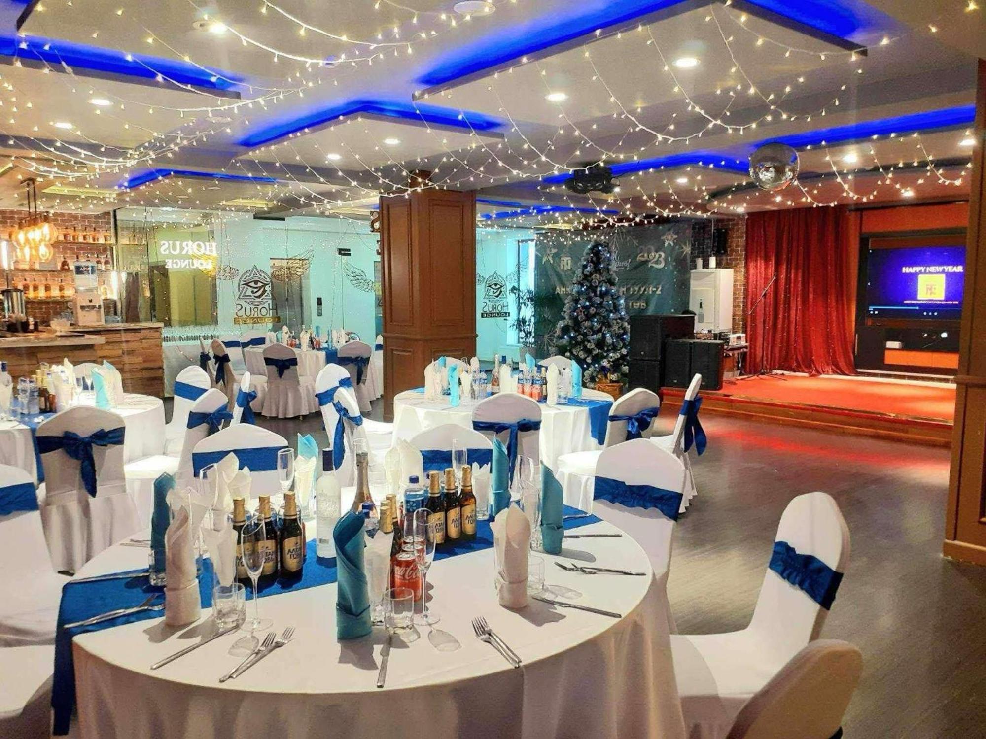 Ub Grand Hotel Ulaanbaatar Ngoại thất bức ảnh