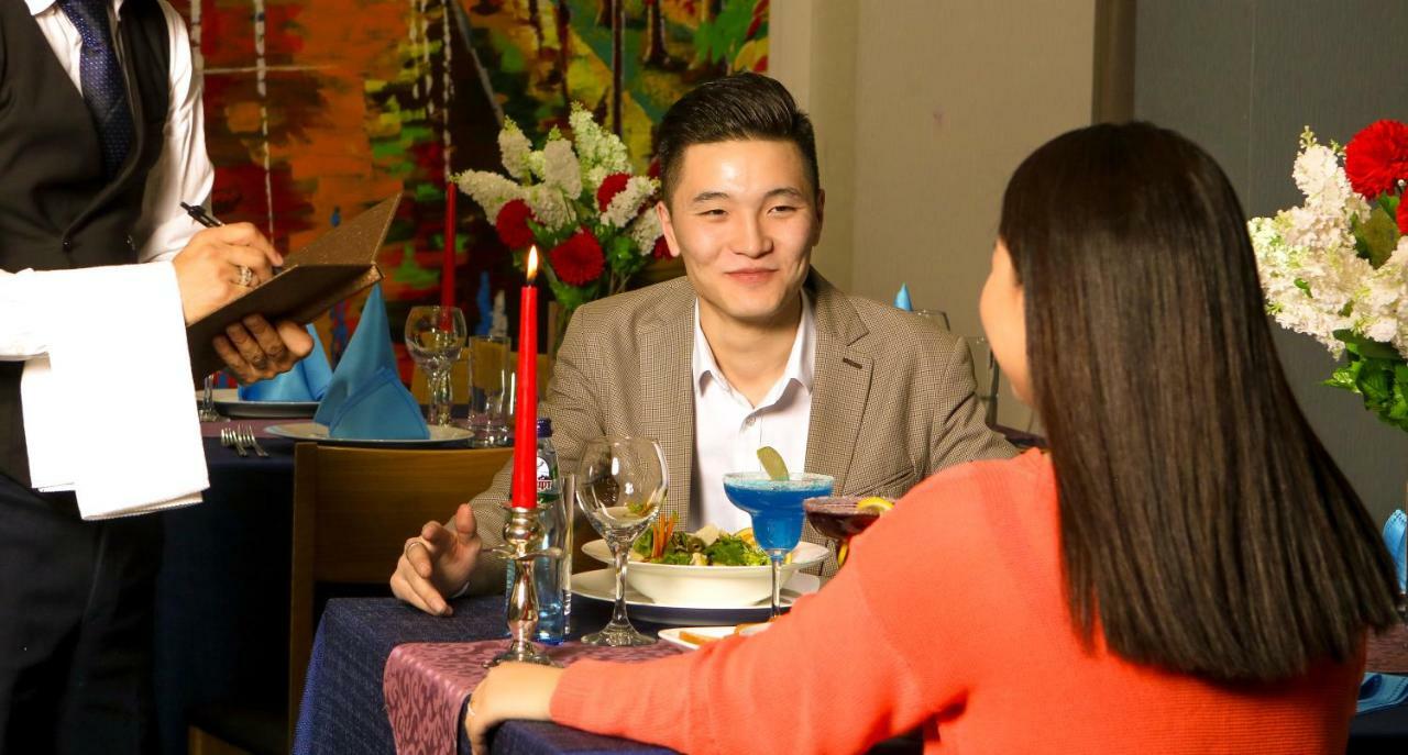 Ub Grand Hotel Ulaanbaatar Ngoại thất bức ảnh