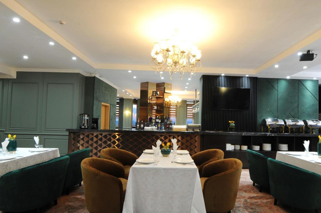 Ub Grand Hotel Ulaanbaatar Ngoại thất bức ảnh